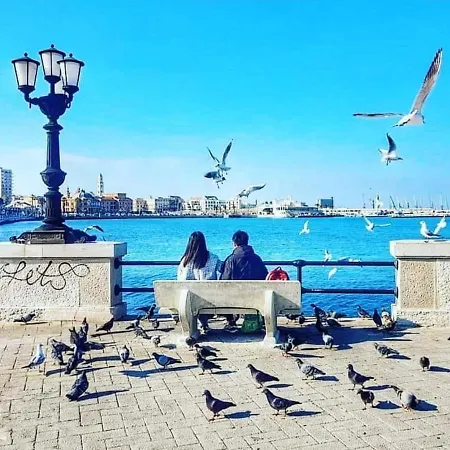 Hello Gorgeous Apartman